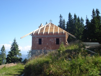 Poľovnícka chata Smrečiny - Coburgov kaštieľv